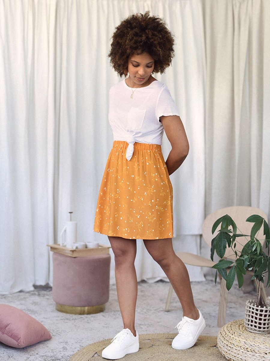 Clearance Rachel Yellow Lily Fluid Mini Skirt